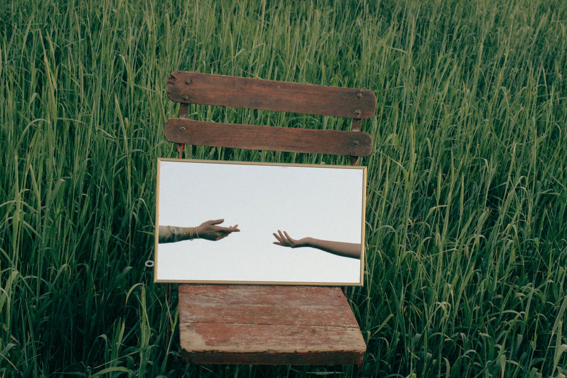 Exploring the Intercultural Threads of Divination
