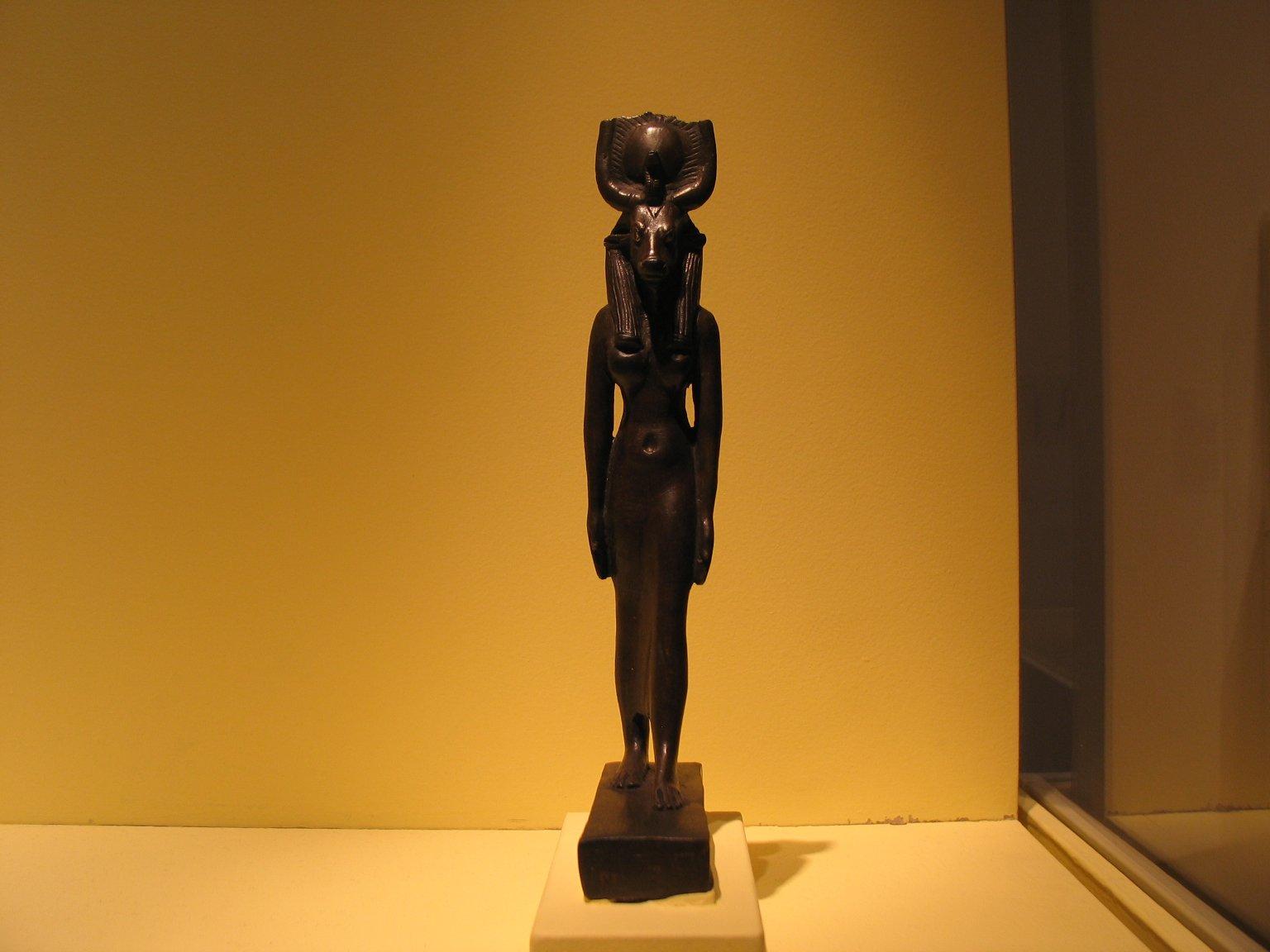 The Goddess Hathor, illustrating: moon rituals, lunar traditions, modern moon practices, lunar guidance, and intention setting rituals